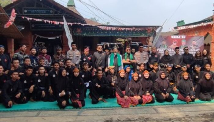 Bukan Sekadar Touring, Garda Mawar Hadirkan Manfaat Bagi Masyarakat