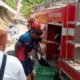 Damkarmat Sukabumi Salurkan Air Bersih ke Wilayah Terdampak Kekeringan di Cisolok