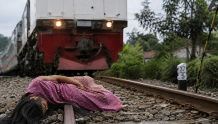 Tertemper KA Pangrango di Cibadak, Perempuan Tanpa Identitas Tewas Mengenaskan