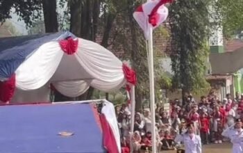 Tali Bendera Putus Saat Upacara HUT RI di Palagan Bojongkokosan, Paskibra Sigap Selamatkan Merah Putih