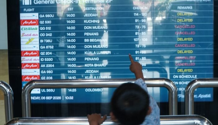 Bandara Husein Sastranegara Ditutup, Terdampak Abu Vulkanik Erupsi Anak Krakatau