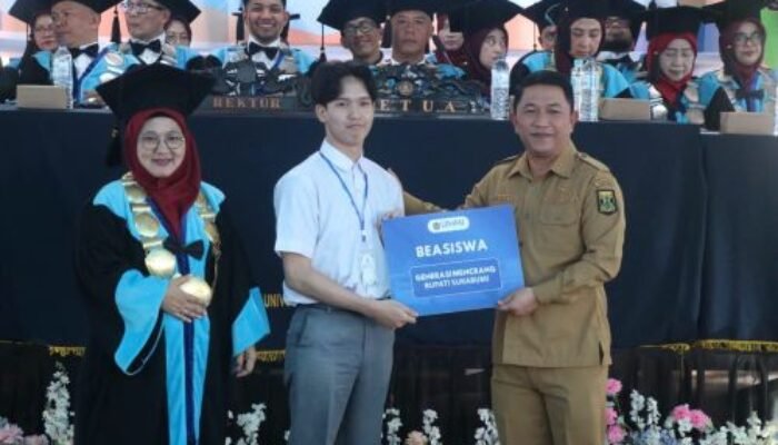 2.034 Mahasiswa Baru UMMI Disambut, Pemkab Sukabumi Serahkan Beasiswa Generasi Mencrang