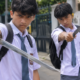 Dikejar Polisi, Dua Pelajar Diduga Acungkan Samurai hingga Tabrak Pagar di Bandung
