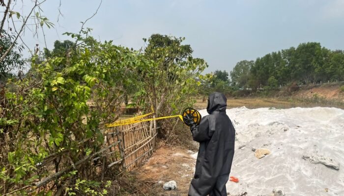 Unit KBR Brimob Polda Banten Periksa Dugaan Limbah B3 di Cikande, Deteksi Awal Dinyatakan Aman