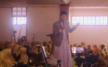 4.200 Jemaah Bersatu Dalam Cinta Rasul, Pengajian Al-Hidayah Sumedang Penuh Keberkahan