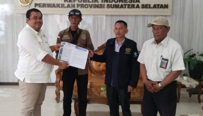 Ketua PWI Ogan Ilir Pertanyakan Isu Larangan Dana BOS Untuk Langganan Koran dan Publikasi Media