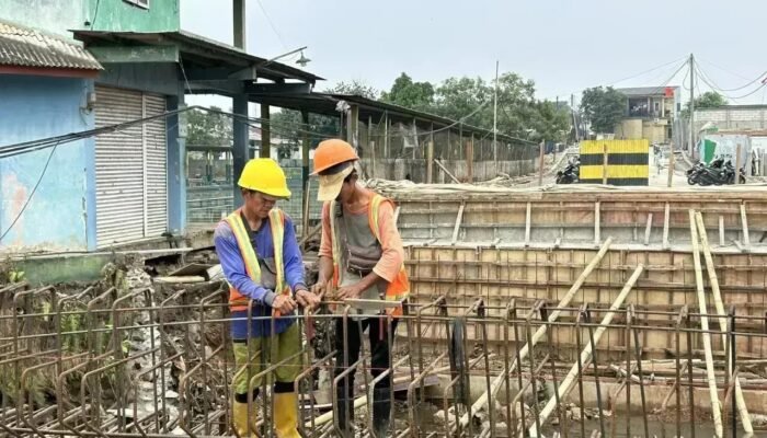 BREAKTHROUGH ! Jalan Alternatif Sawangan Dibuka, Wali Kota Supian Suri : Proyek Rp. 30 Miliar Jalan Enggram – Pemuda Sudah 65 Persen