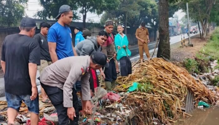 Delapan Rumah di Cianjur Terendam Banjir, 24 Warga Mengungsi