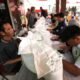 Antrean Panjang Warnai Pembagian Beras Gratis di Cikutra, Warga Rela Menunggu hingga Satu Jam