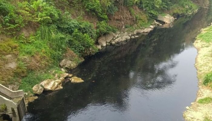 Pemkab Bogor Tutup Saluran Limbah Industri Tak Berizin di Sungai Cileungsi