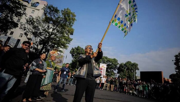 Farhan Apresiasi Kreativitas Kirab Budaya HJKB ke – 216