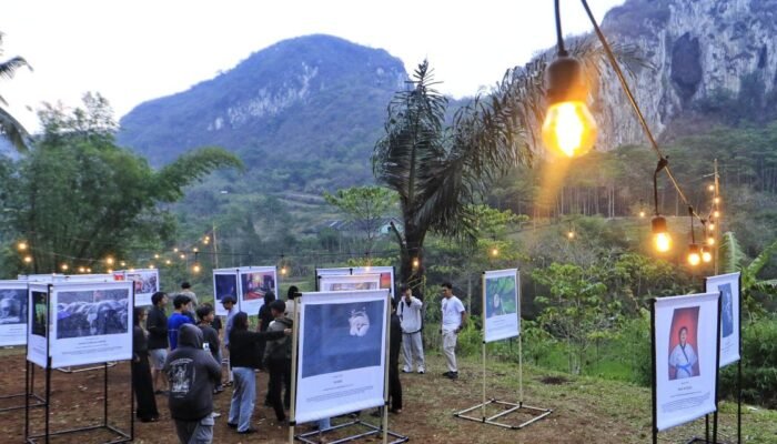 PFI Bandung Pamerkan 37 Karya Mahasiswa, Dorong Regenerasi Pewarta Foto