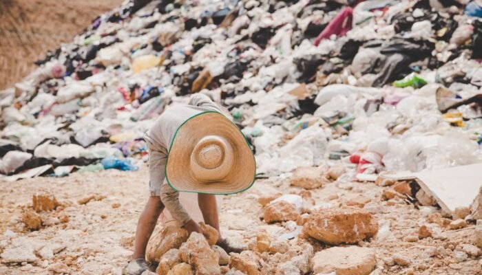25.000 Mahasiswa Diterjunkan Tekan Sampah Bandung Raya, Target Kurangi 20 Persen