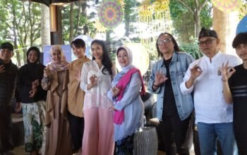 Lestari Tradisi: Bandung 1990 Hadirkan Nostalgia Pop Sunda, Happy Salma: Budaya Tak Harus Viral
