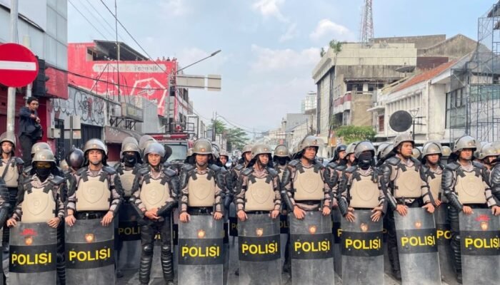 Polda Jabar Kerahkan 3.248 Personel Amankan Aksi Unjuk Rasa di Bandung
