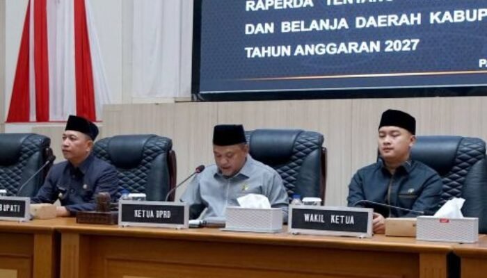 Jawaban Fraksi DPRD, Pemkab Sukabumi Fokuskan APBD 2027 Pada Layanan Dasar dan Ekonomi