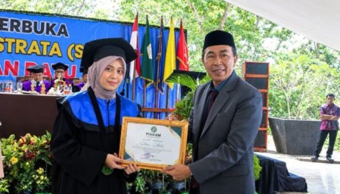 242 Mahasiswa STAI Palabuhanratu Resmi Sandang Gelar Sarjana