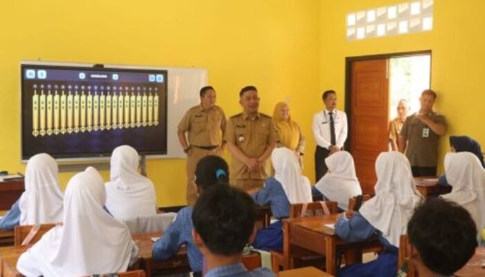 Wabup Sukabumi Tekankan Revitalisasi Sekolah Harus Tingkatkan Mutu Pembelajaran