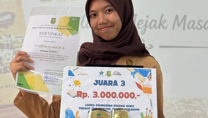 Gemar Membaca dan Melukis, Amayra Syakirah Aditya Raih Juara 3 Lomba Resensi Buku Tingkat SMA se-Kota Sukabumi