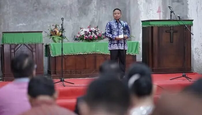 Di Depan Jemaat HKBP Limo, Supian Suri Tegaskan : Semua Rumah Ibadah Punya Hak Yang Sama di Depok