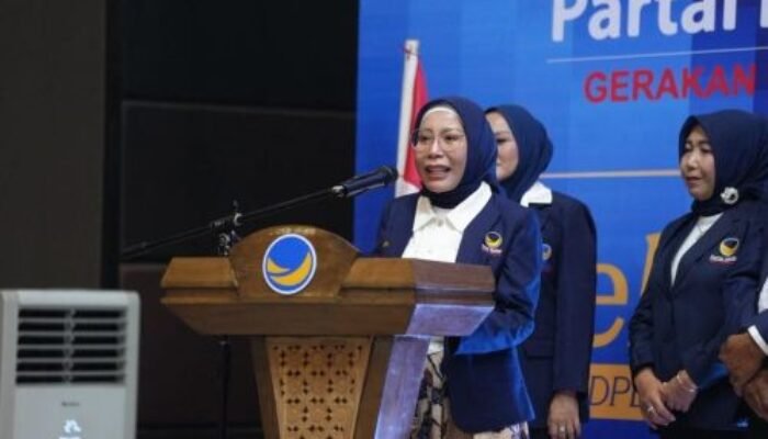 Lola Nelria Oktavia Nahkodai Ketua DPC Nasdem Garut