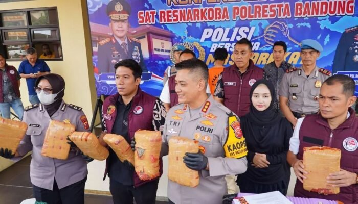 Polresta Bandung Bongkar Peredaran 12 Kg Ganja, Diduga Dikendalikan dari Dalam Lapas