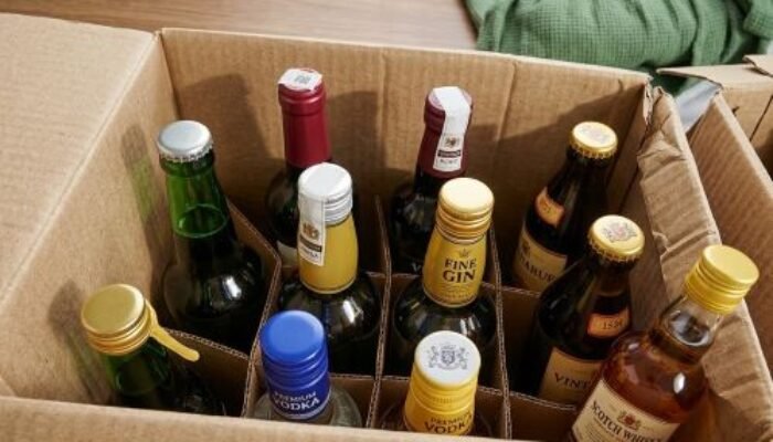 Satpol PP Sukabumi Amankan 23 Botol Miras di Ujunggenteng