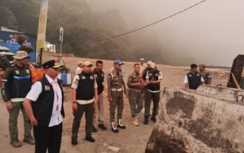 PKL Kembali Berjualan di Rest Area Segar Alam, Pemkab Cianjur Pasang Pembatas Beton