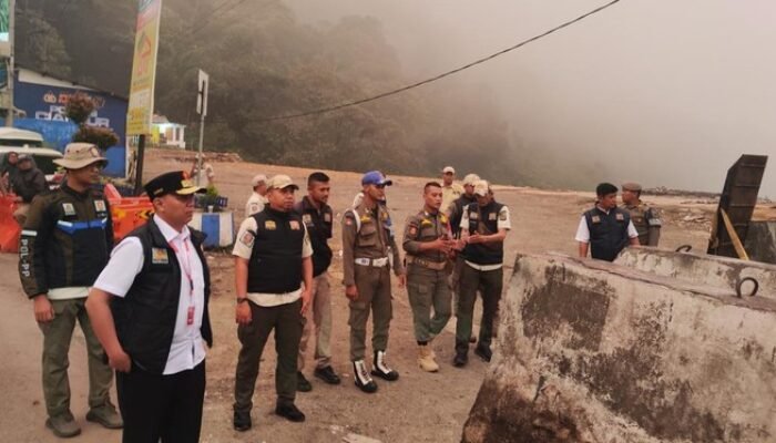 PKL Kembali Berjualan di Rest Area Segar Alam, Pemkab Cianjur Pasang Pembatas Beton